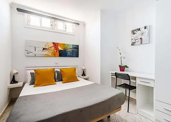 5 Minutes From The Sea Apartment