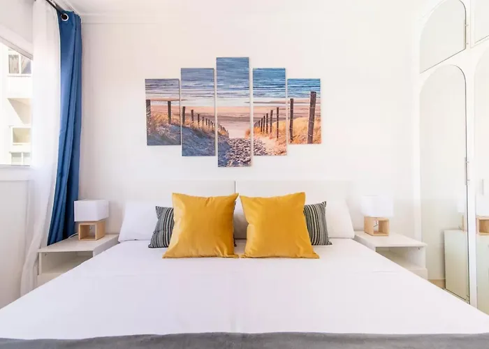 5 Minutes From The Sea *